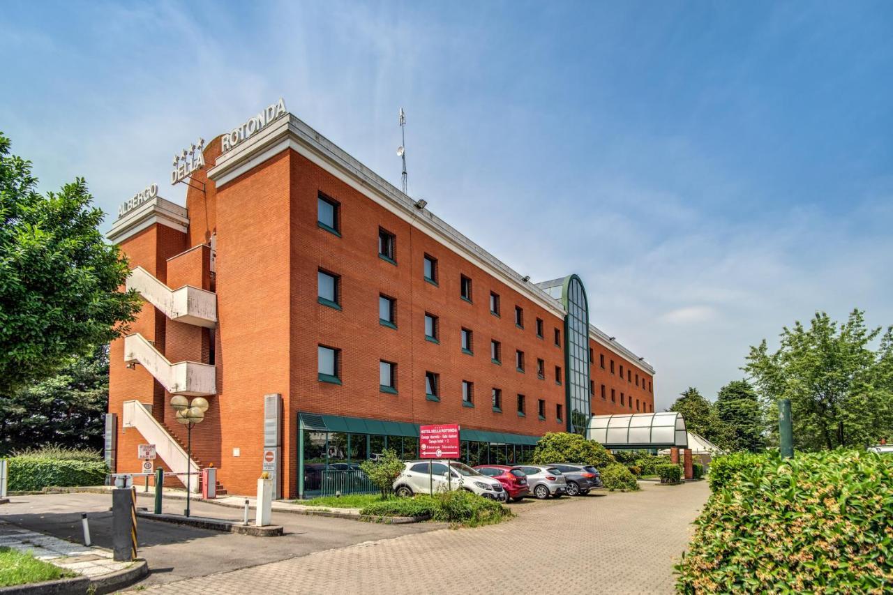 Hotel Della Rotonda Saronno Exteriör bild