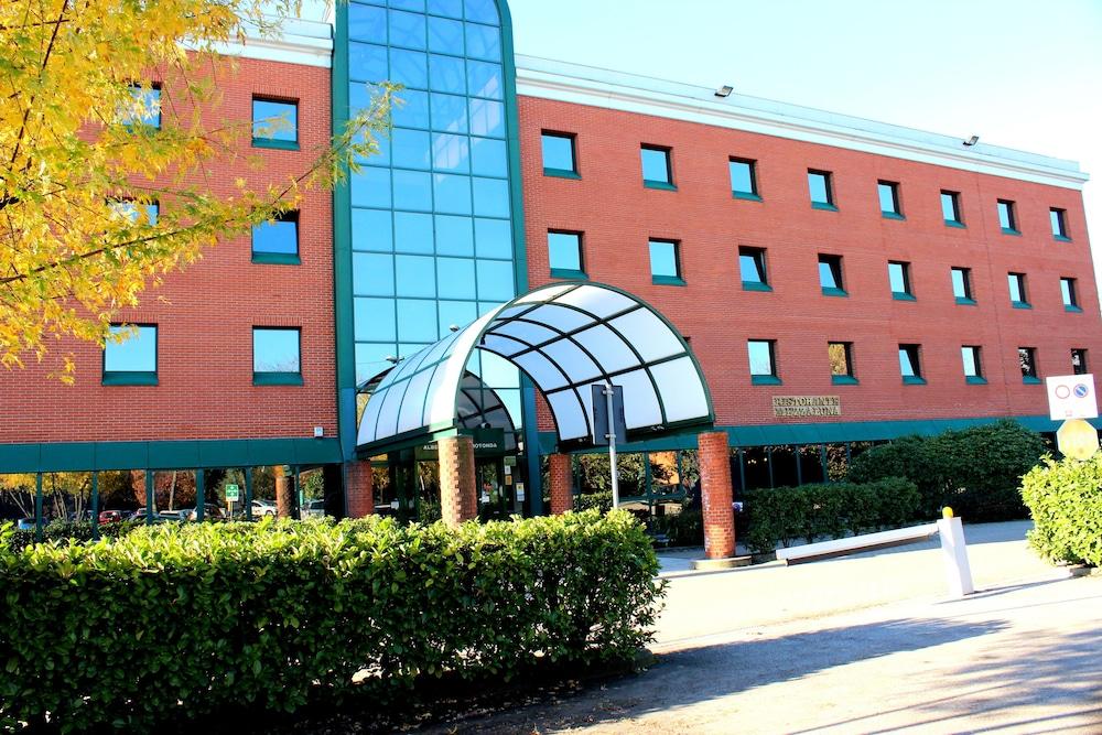 Hotel Della Rotonda Saronno Exteriör bild