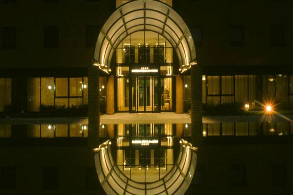 Hotel Della Rotonda Saronno Exteriör bild
