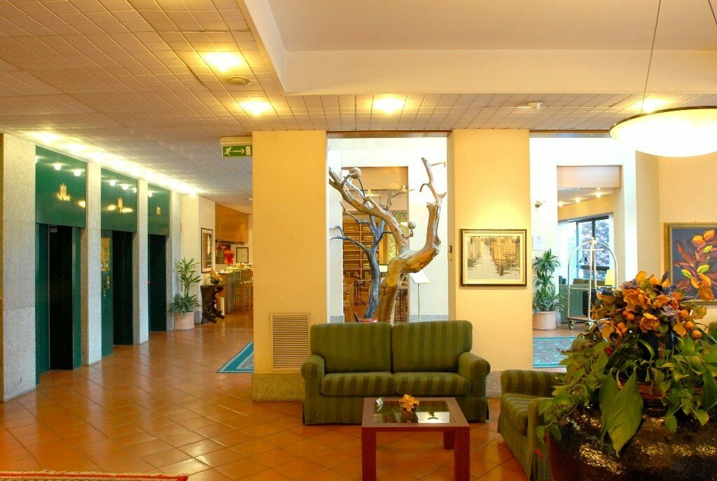 Hotel Della Rotonda Saronno Exteriör bild